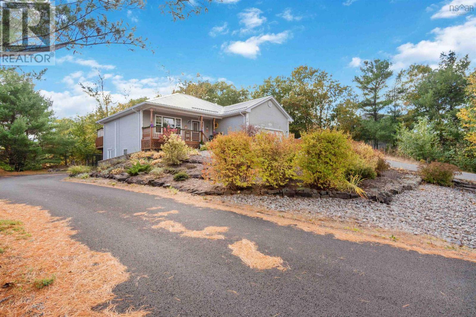 Kingston, NS B0P1R0,1838 Acadia Drive