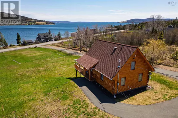 Baddeck Bay, NS B0E1B0,1005 Highway 205