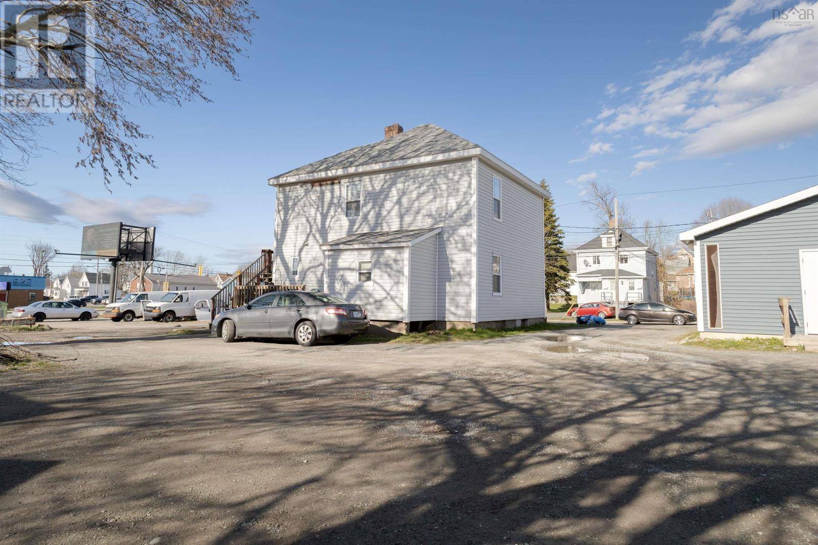 Sydney, NS B1L1G2,455 Whitney Avenue