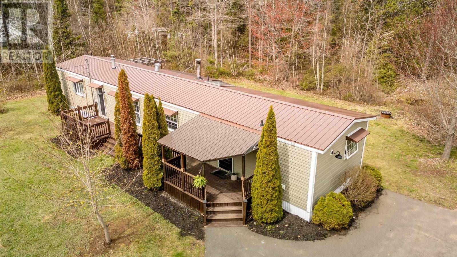 319 Hall Road, South Greenwood, NS B0P1R0
