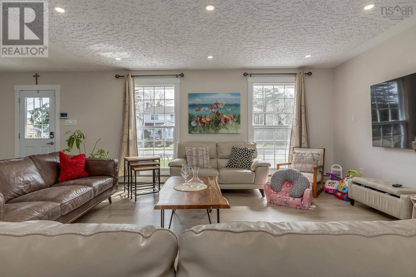 Halifax, NS B3M1N8,95 Bayview Road