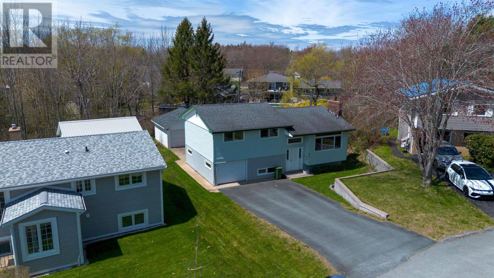Lower Sackville, NS B4C1M7,106 Belleshire Drive