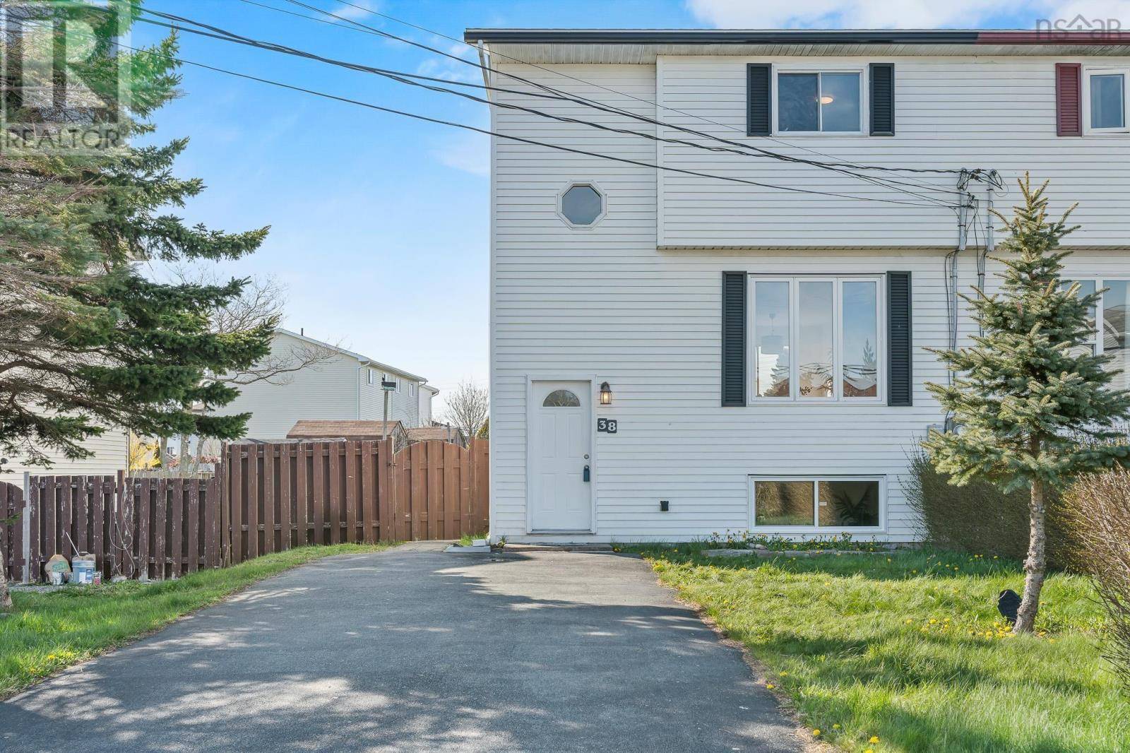 38 Garrison Drive, Eastern Passage, NS B3G1E6