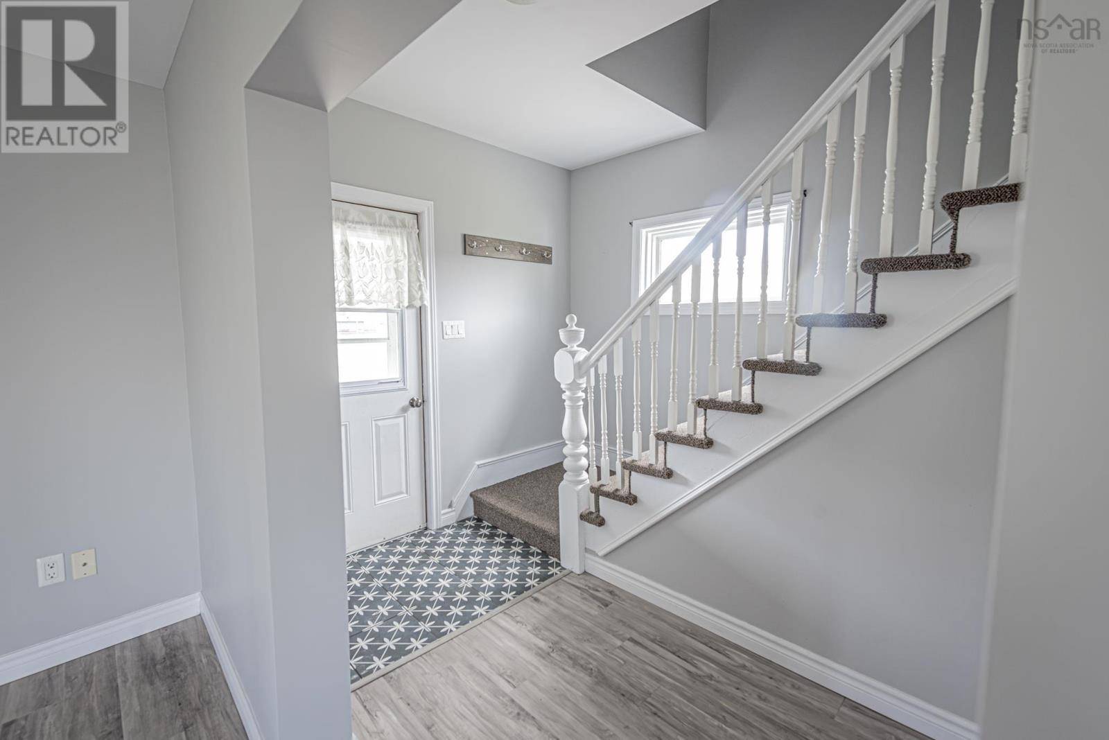 New Glasgow, NS B2H2E9,225 Munroe Avenue