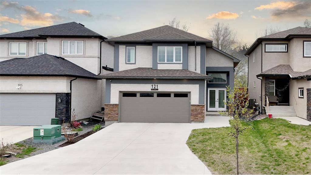 121 Daylan Marshall Gate, Winnipeg, MB R2P1X9