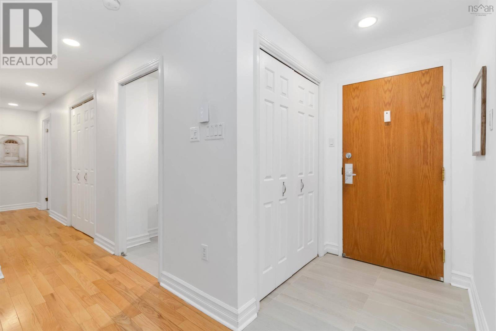 Halifax, NS B3H3Y8,1350 Oxford CT #101