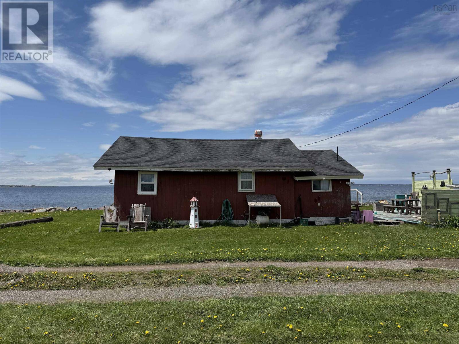 28 Quahog Lane, Brule Point, NS B0K1V0