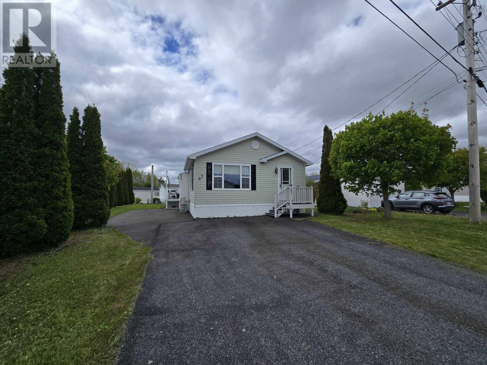 87 Haven Drive, Bridgewater, NS B4V4C5