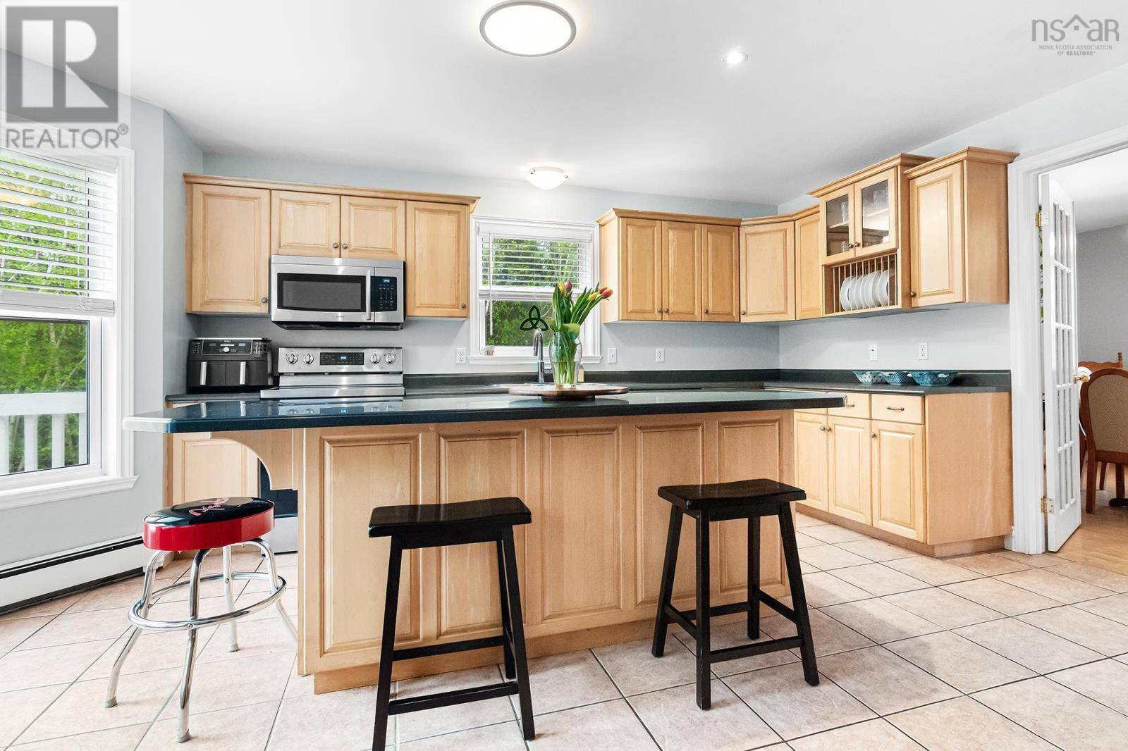Stillwater Lake, NS B3Z1N4,39 Sussex Drive