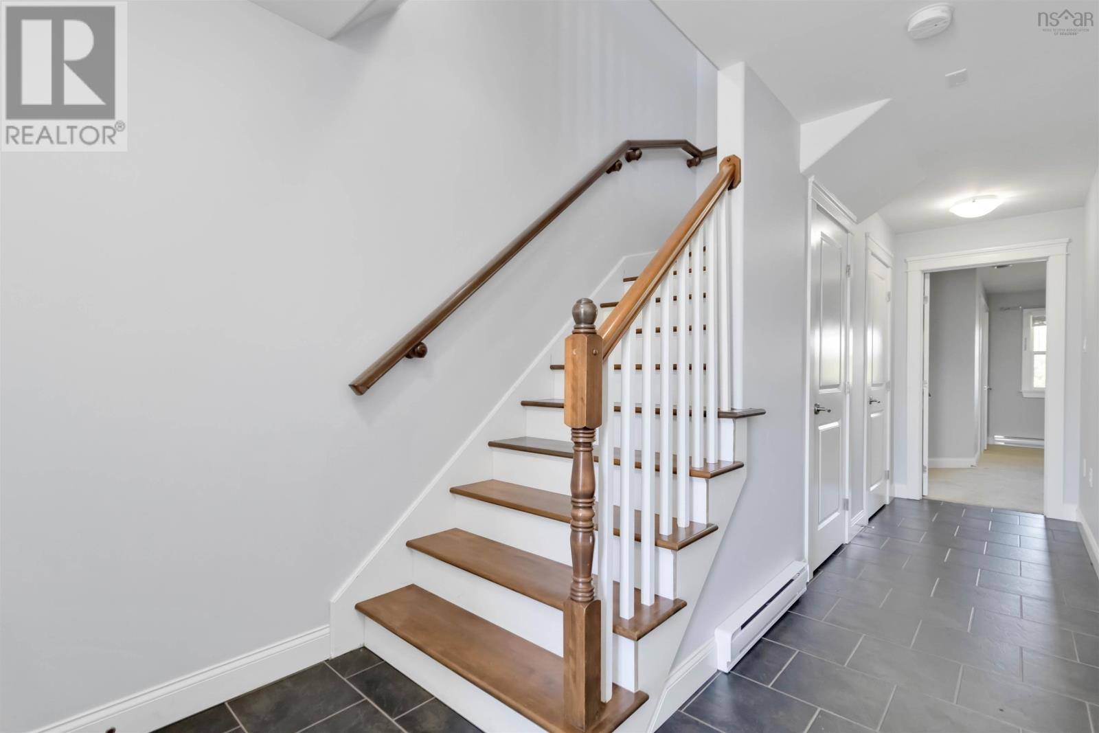 Halifax, NS B3M4T8,207 Transom Drive