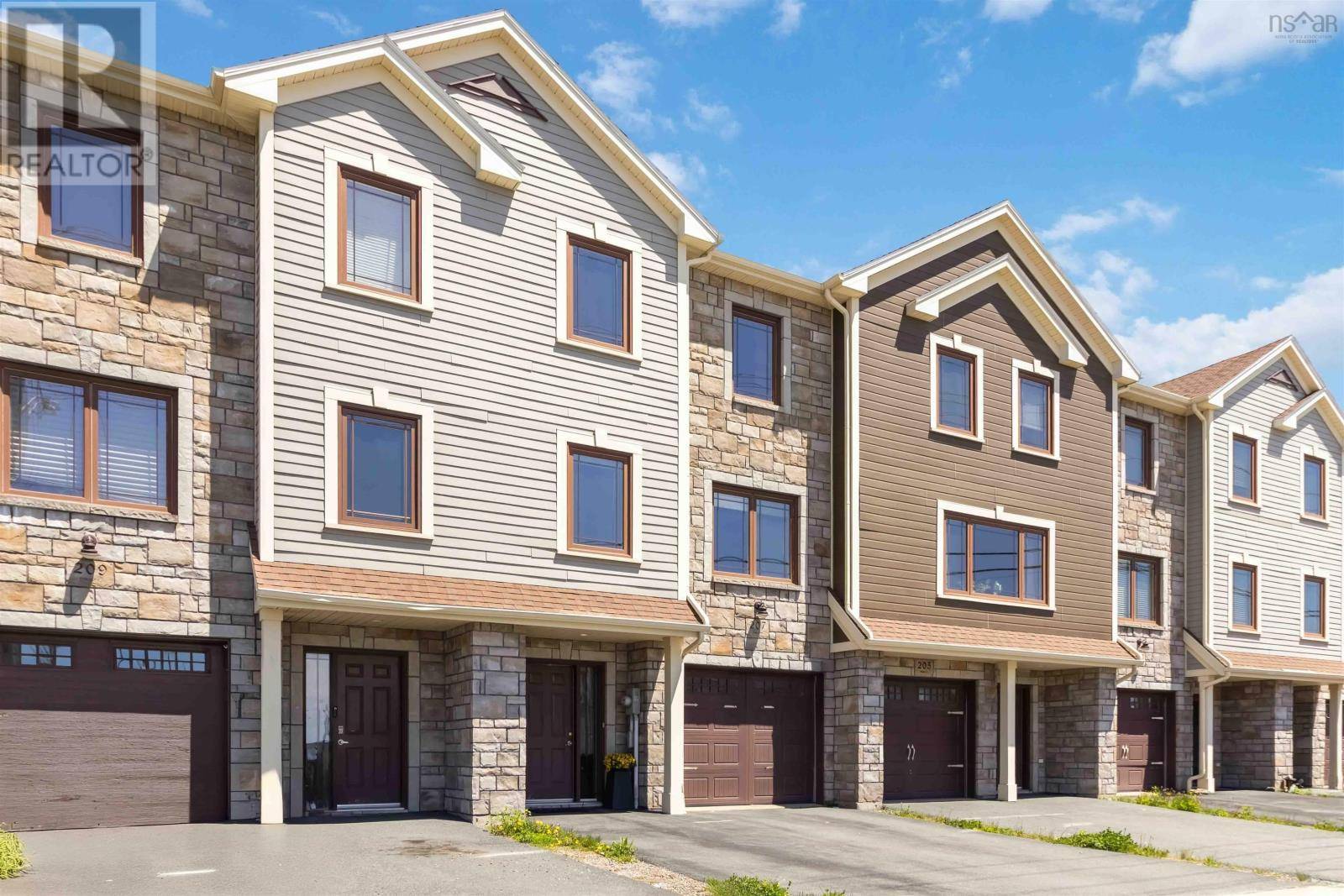 Halifax, NS B3M4T8,207 Transom Drive
