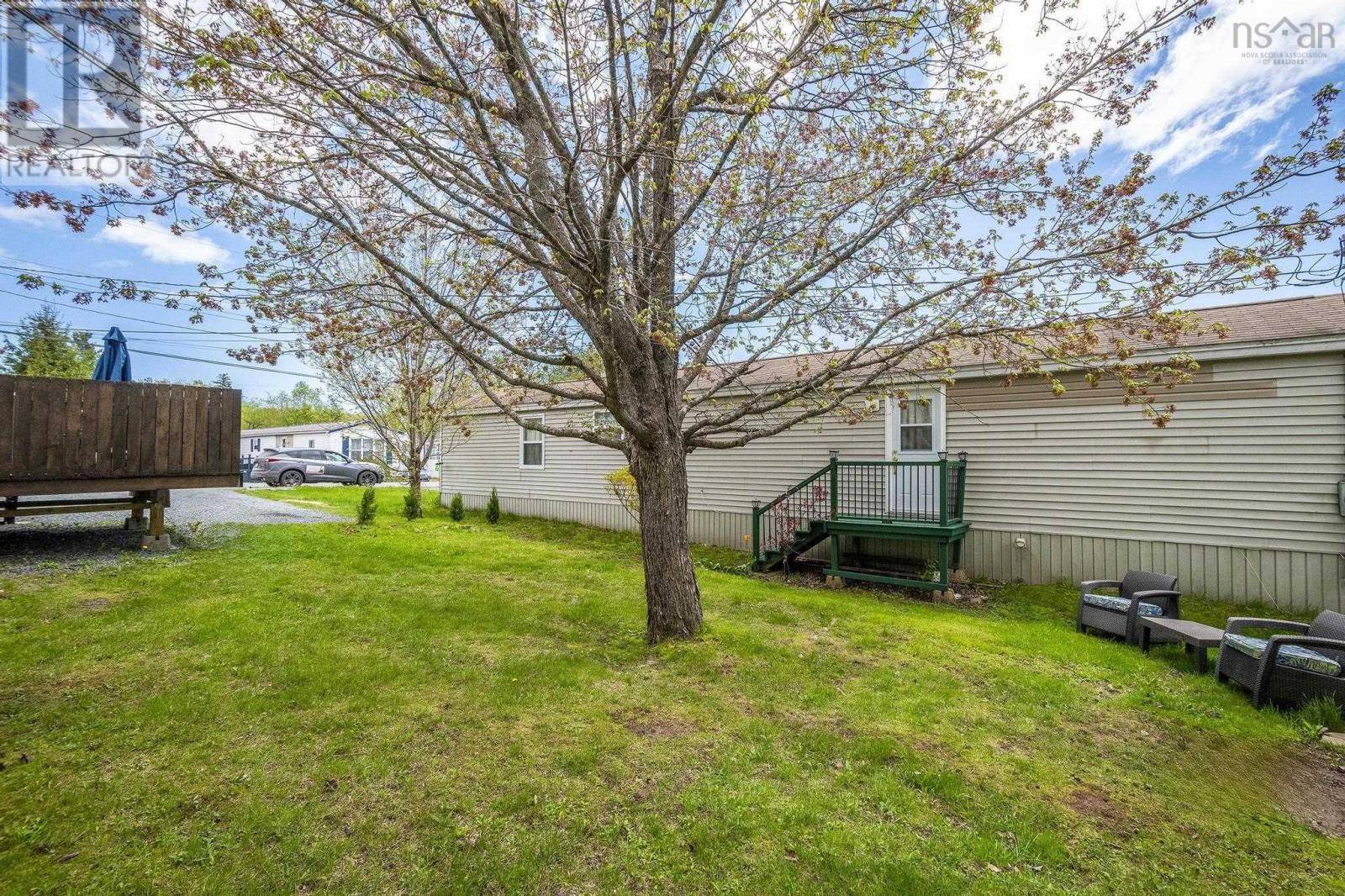 Beaver Bank, NS B4E1L7,851 Duggan Drive