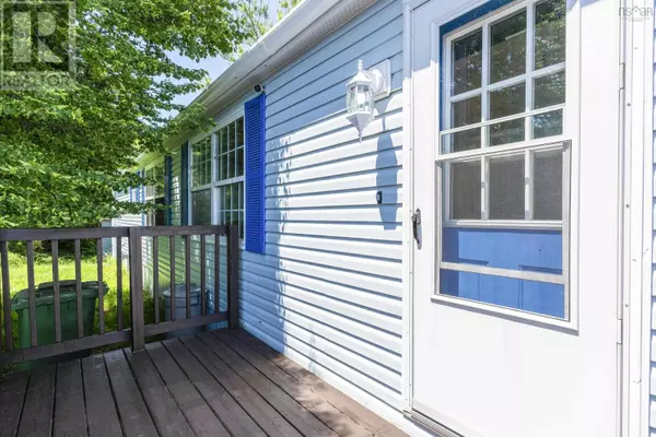 Dartmouth, NS B2W4W2,10 Apple Street