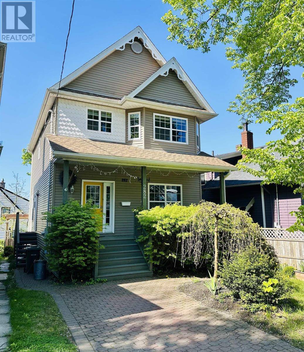 282 Portland Street, Dartmouth, NS B2Y1J9