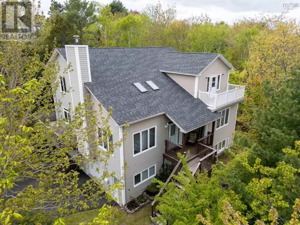 11 Millview Avenue, Bedford, NS B4A1G8