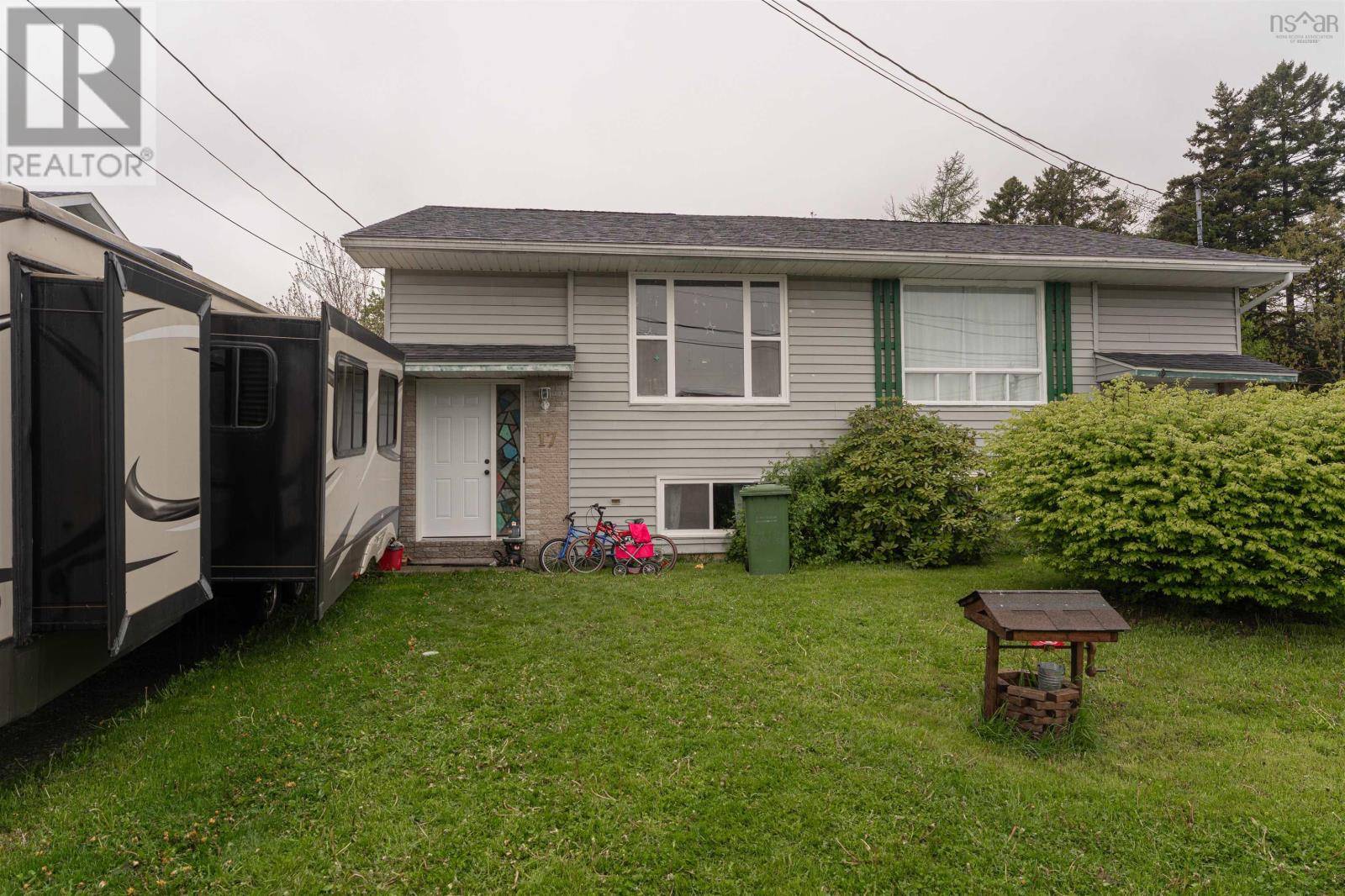 17 Contessa Court, Lower Sackville, NS B4C3W2