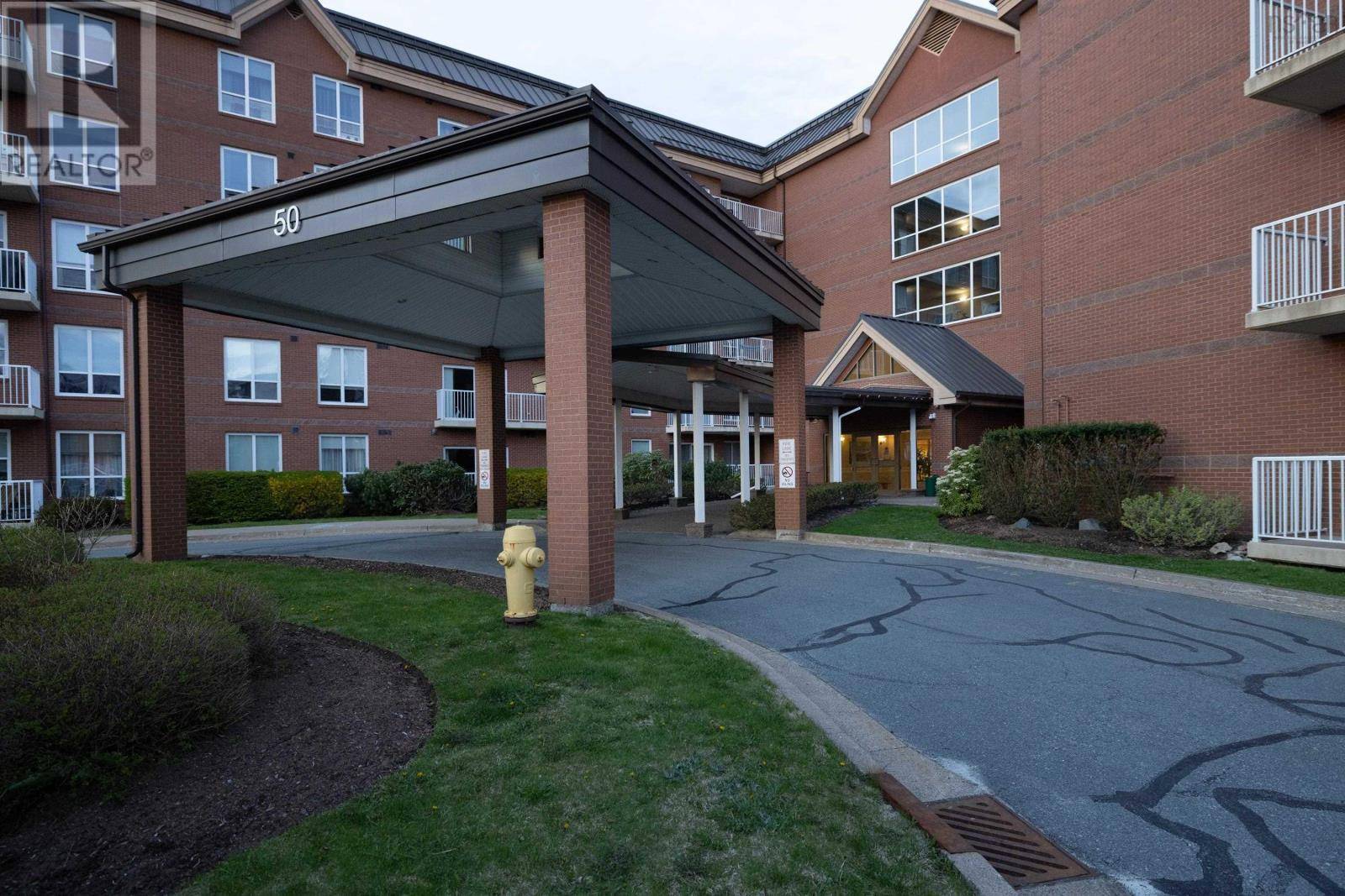 Bedford, NS B4A4K3,50 Nelsons Landing Blvd #116