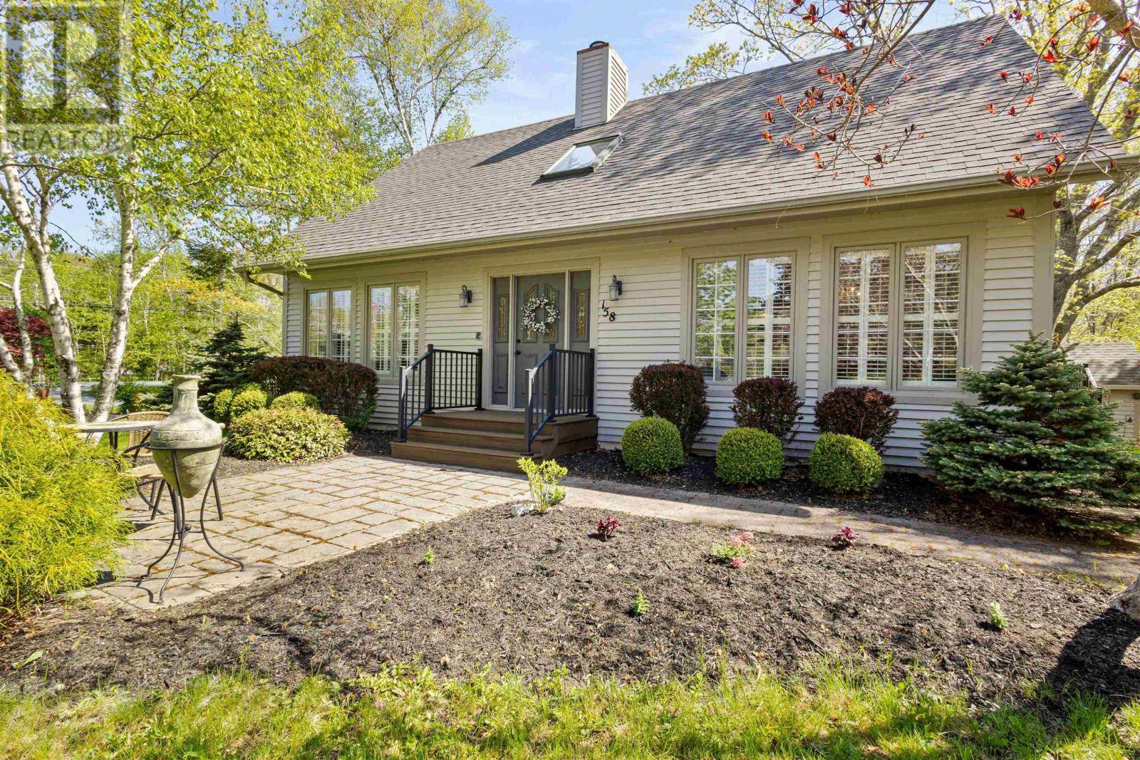 Stillwater Lake, NS B3Z1G2,158 Buckingham Drive