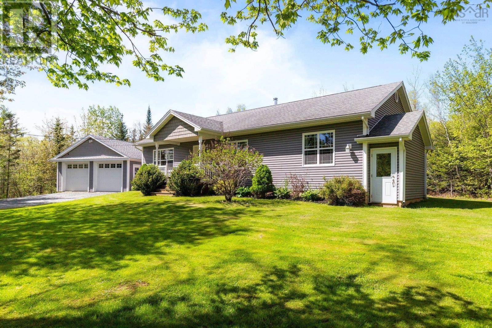Enfield, NS B3E1M7,158 Thomas Street