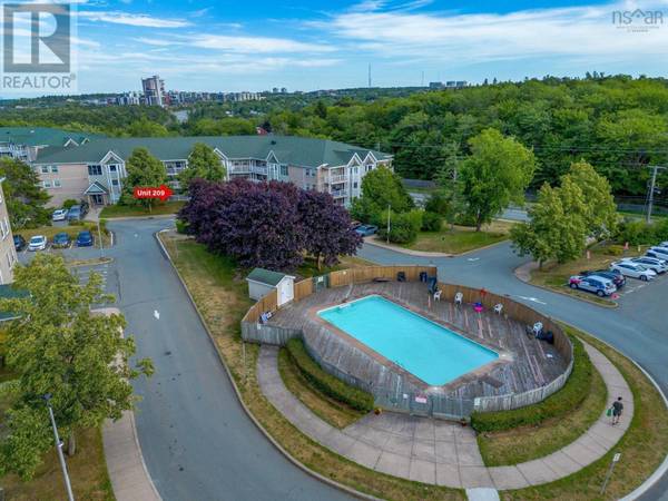 83 Kearney Lake RD #209, Halifax, NS B3M4E6
