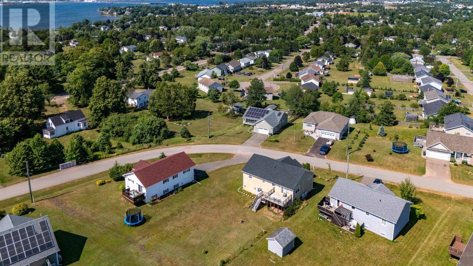 Stratford, C1B0B8,48 Picton Beete Crescent