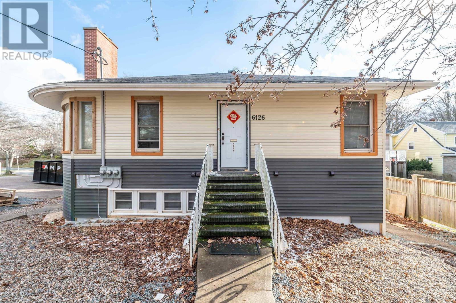 6126/6128 Regina Terrace, Halifax, NS B3H1N5