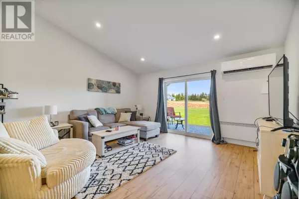 Charlottetown, C1C0Y2,16-18 Beech Hill Avenue