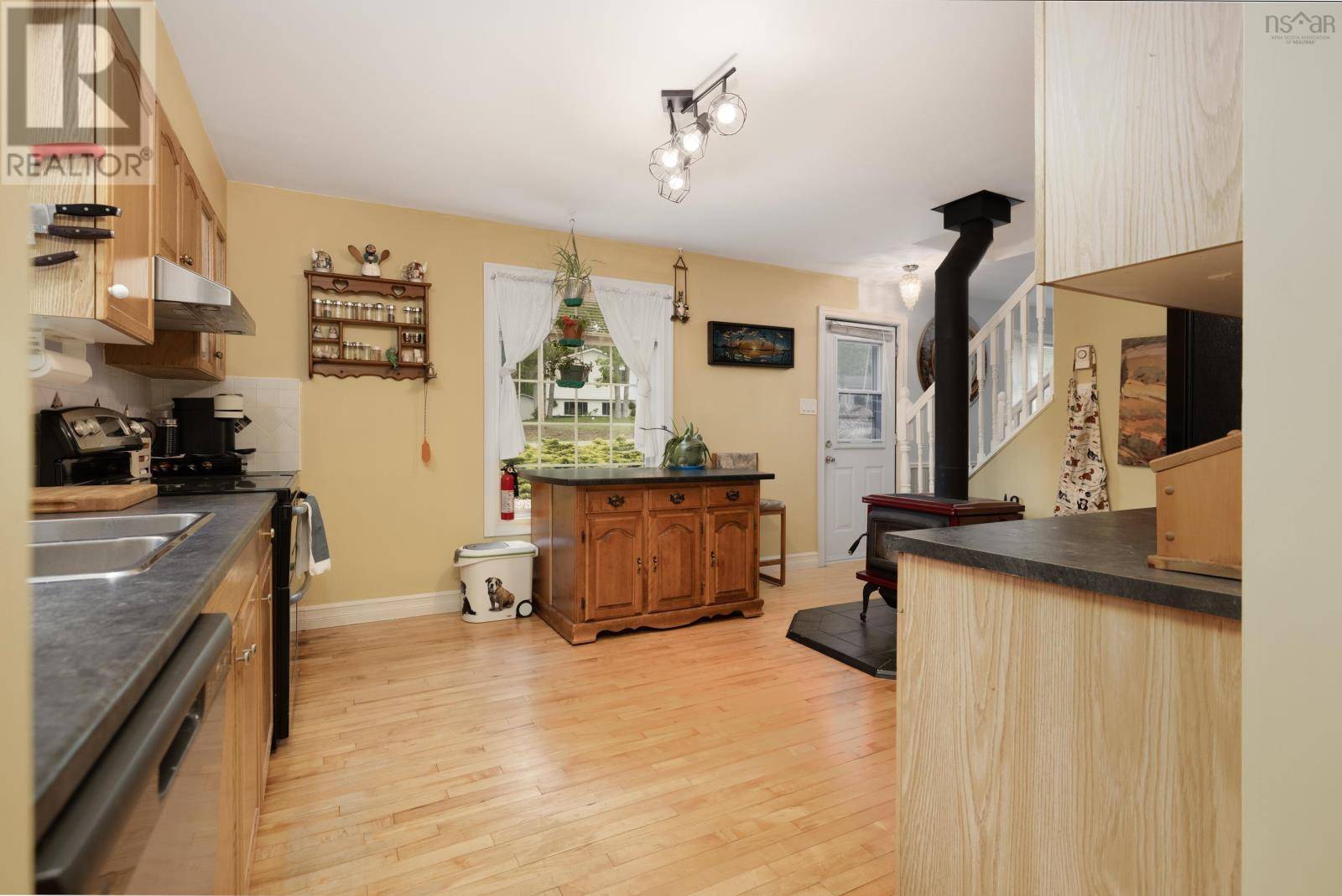 Coldbrook, NS B4R1A4,2894 Ward Street