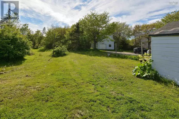 Prime Brook, NS B1S2H4,722 Alexandra