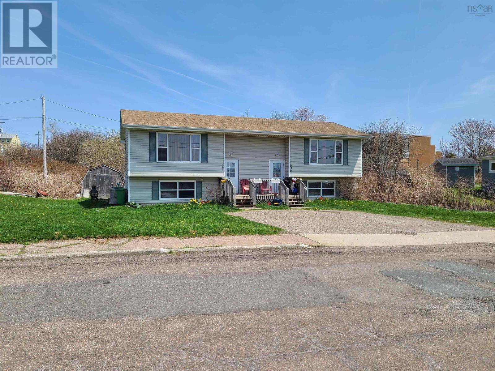 Port Hawkesbury, NS B9A3G5,628-630 Bernard Street