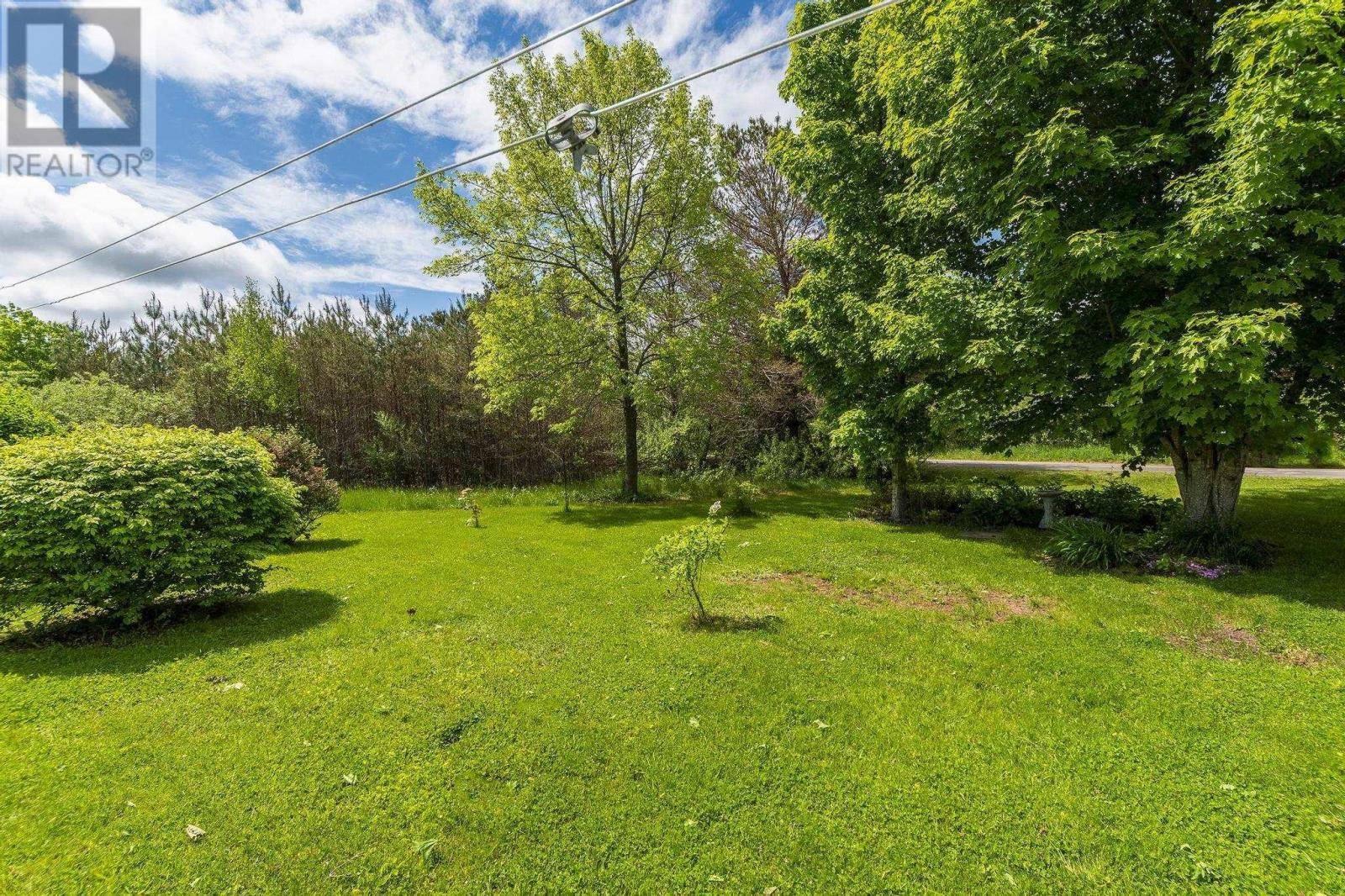 Nictaux, NS B0S1P0,8770 Highway 201