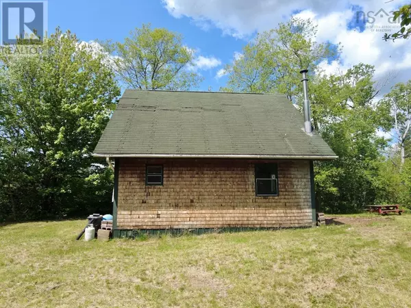 Roslin, NS B0M1P0,6327 Hwy 321 Highway