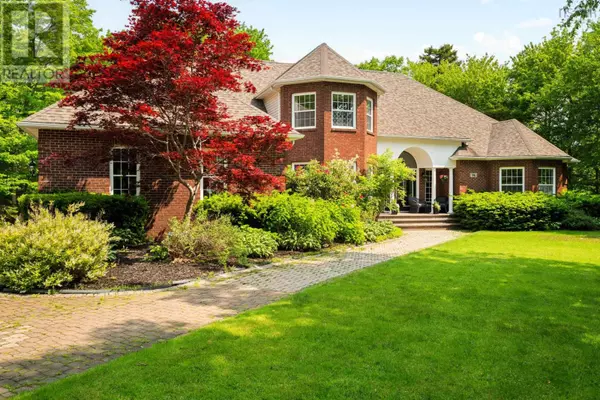 14 Club House Lane, Hammonds Plains, NS B4B1T4