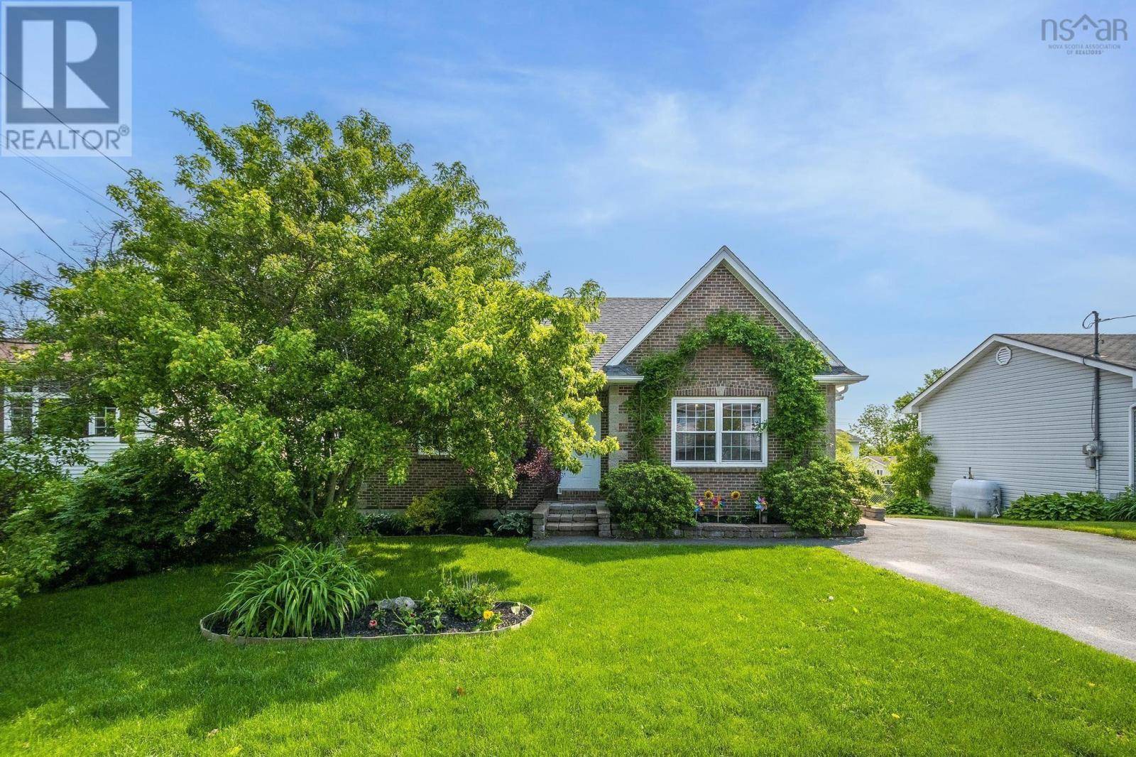 Lower Sackville, NS B4E2H8,14 Churchill Downs Circle