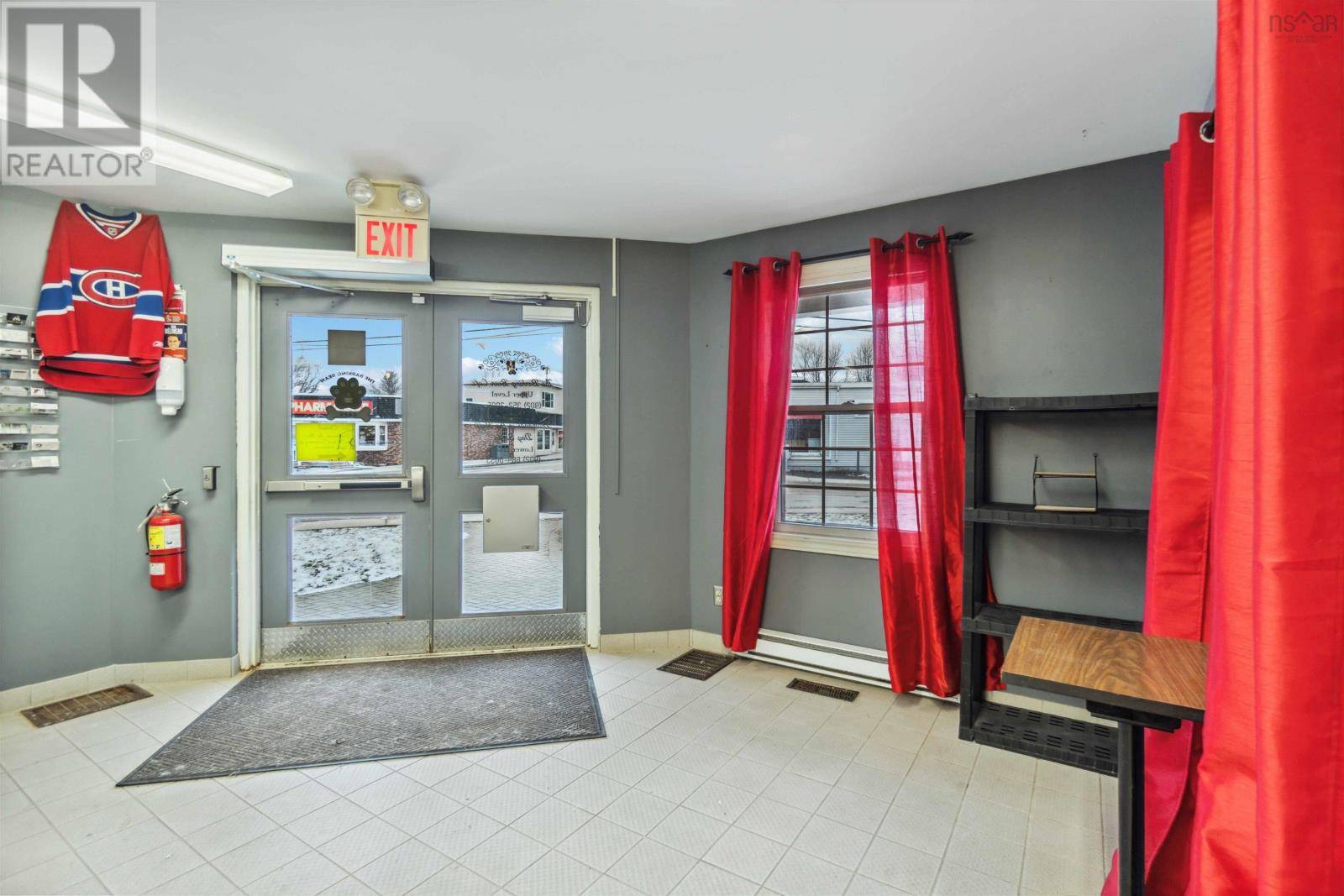 Hantsport, NS B0P1P0,20 Main Street