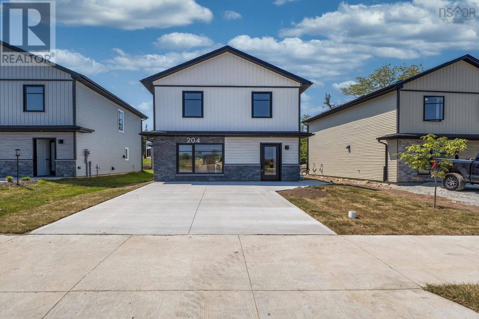 204 Provence Way, Timberlea, NS B3T0N8