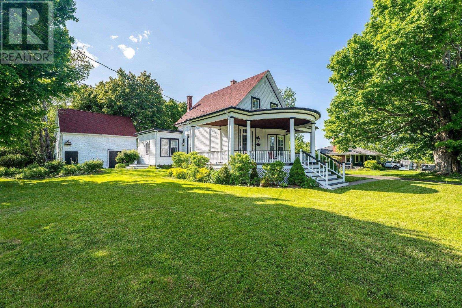 Falmouth, NS B0P1L0,48 Town Road