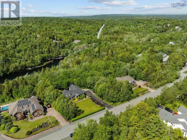 Fall River, NS B2T1A4,9 Glenmorren Court