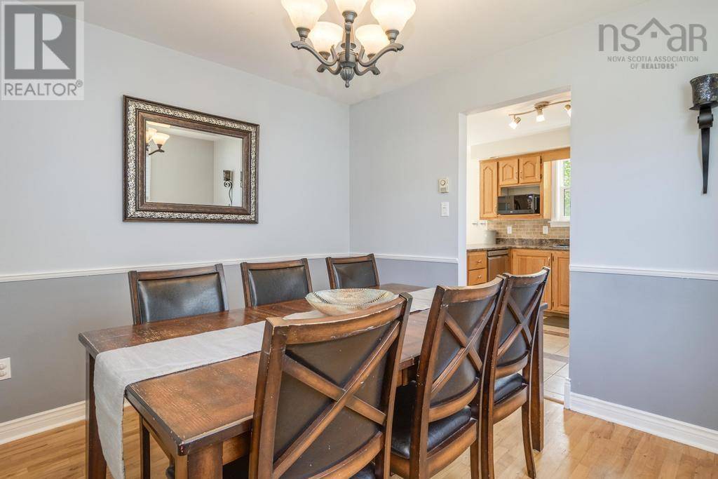 Dartmouth, NS B2W6G1,21 Antares Court