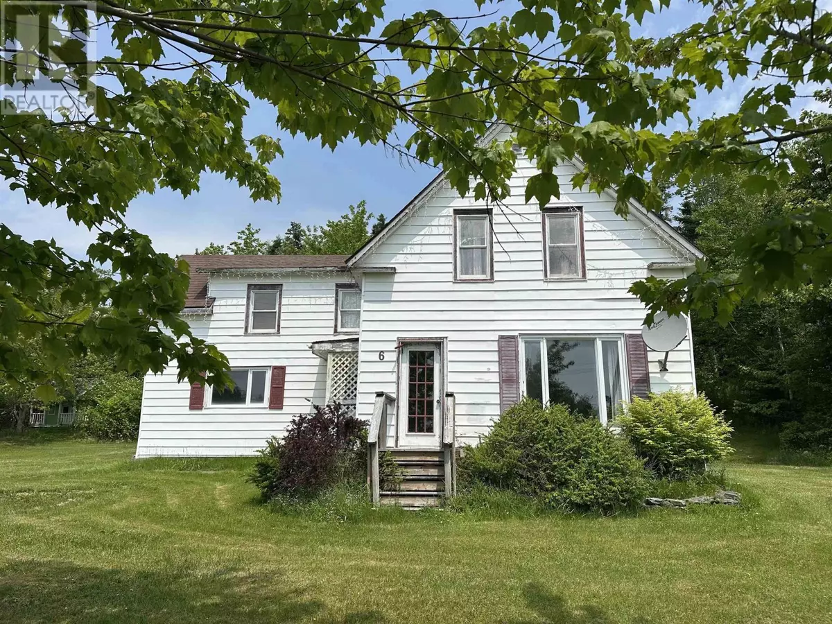 Sheet Harbour, NS B0J3B0,6 Lake Road