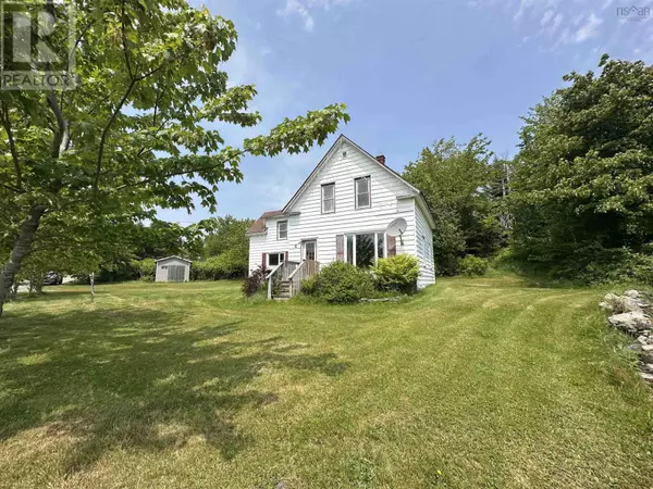 Sheet Harbour, NS B0J3B0,6 Lake Road