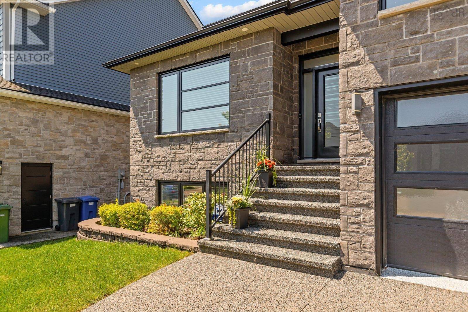 Bedford, NS B4B0X4,43 Crownridge Drive