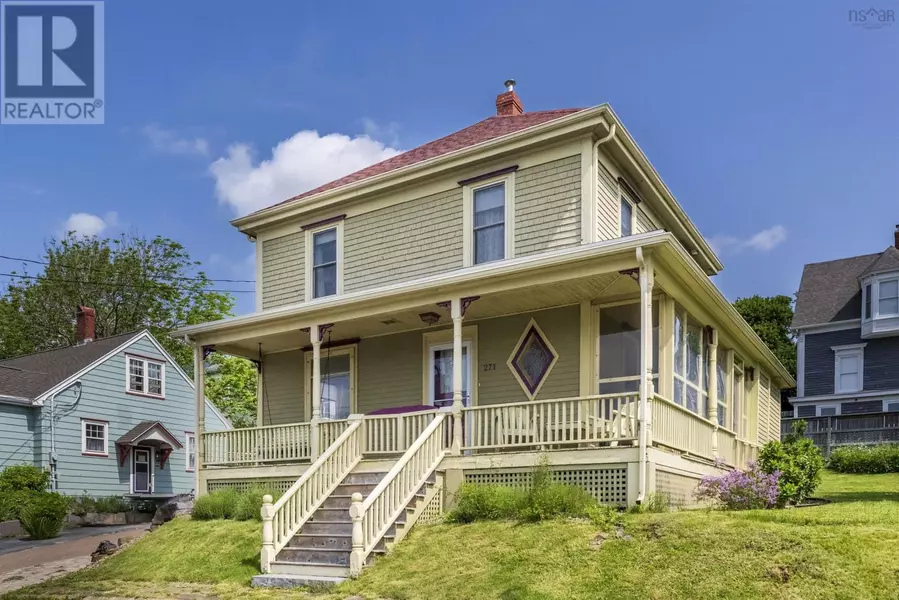271 Montague Street, Lunenburg, NS B0J2C0