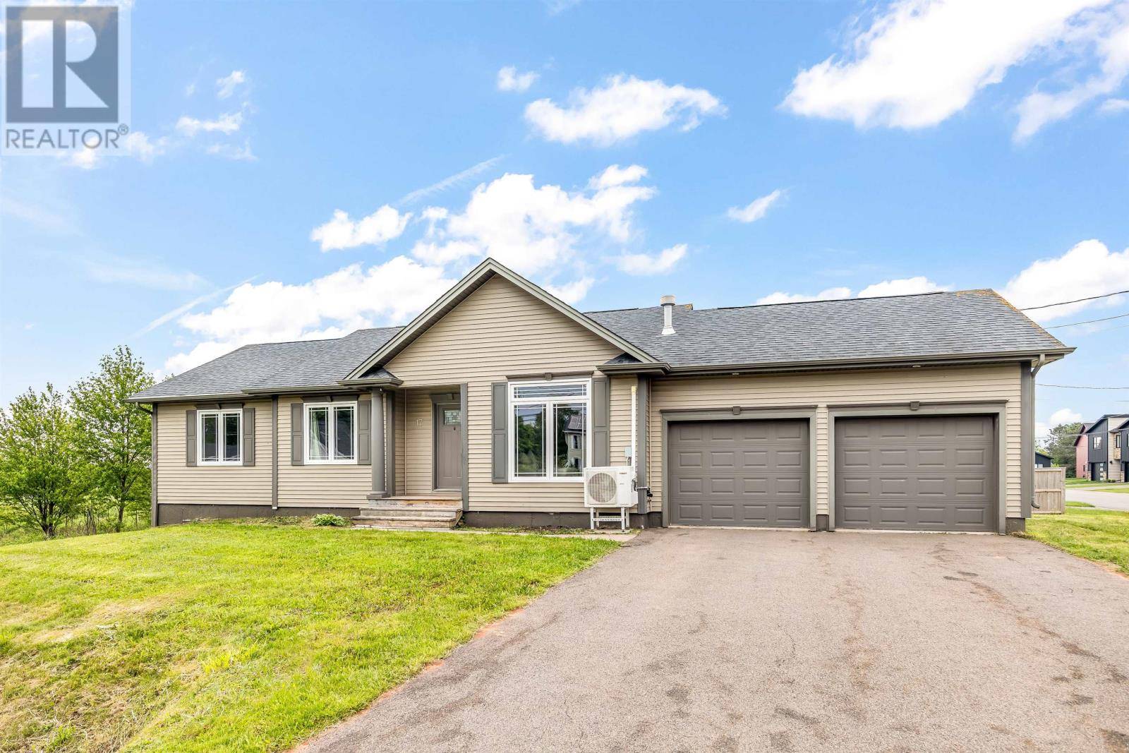 17 Royalty Road, Charlottetown, C1E3E7