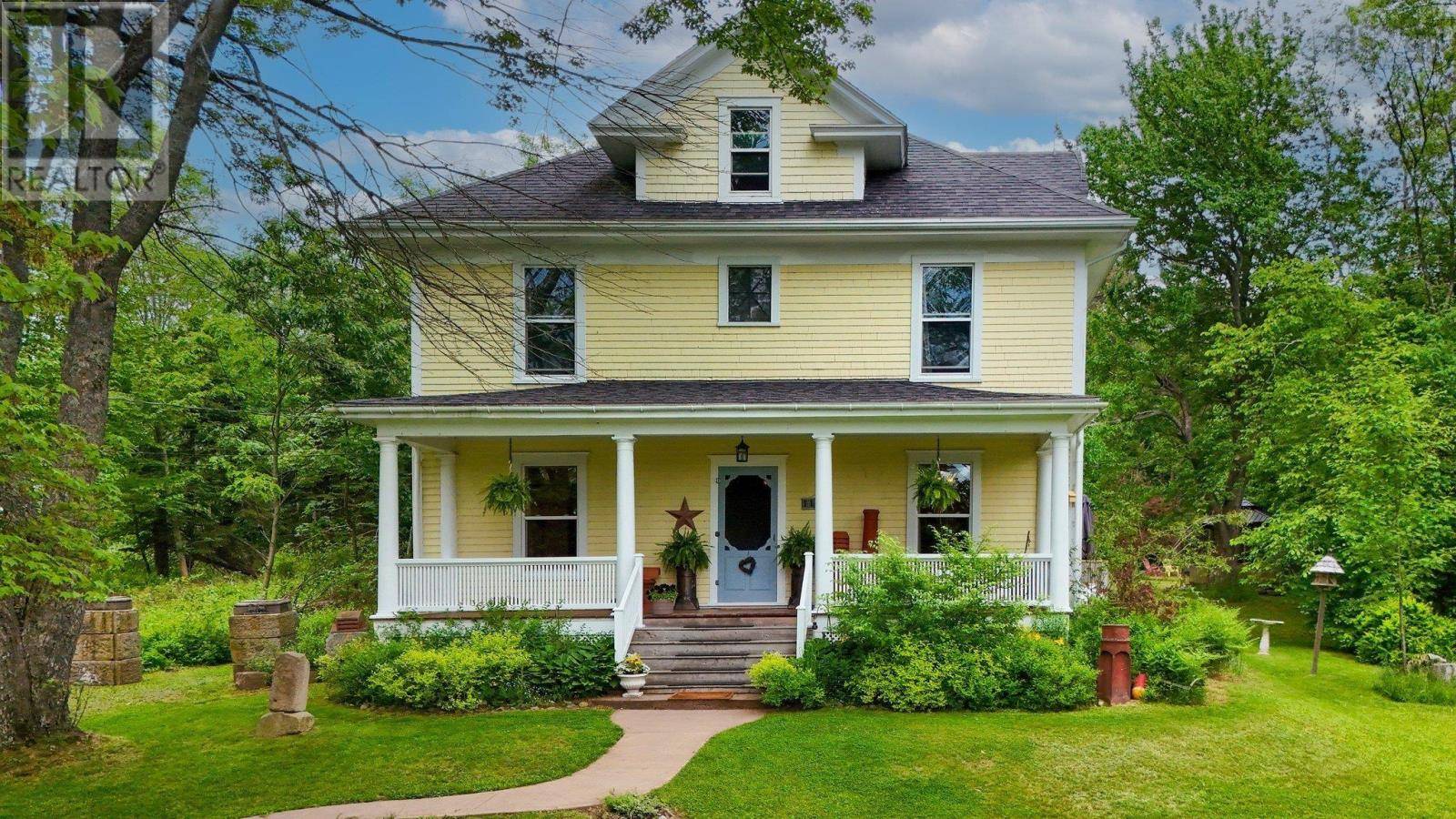 118 Patterson Street, Pictou, NS B0K1H0