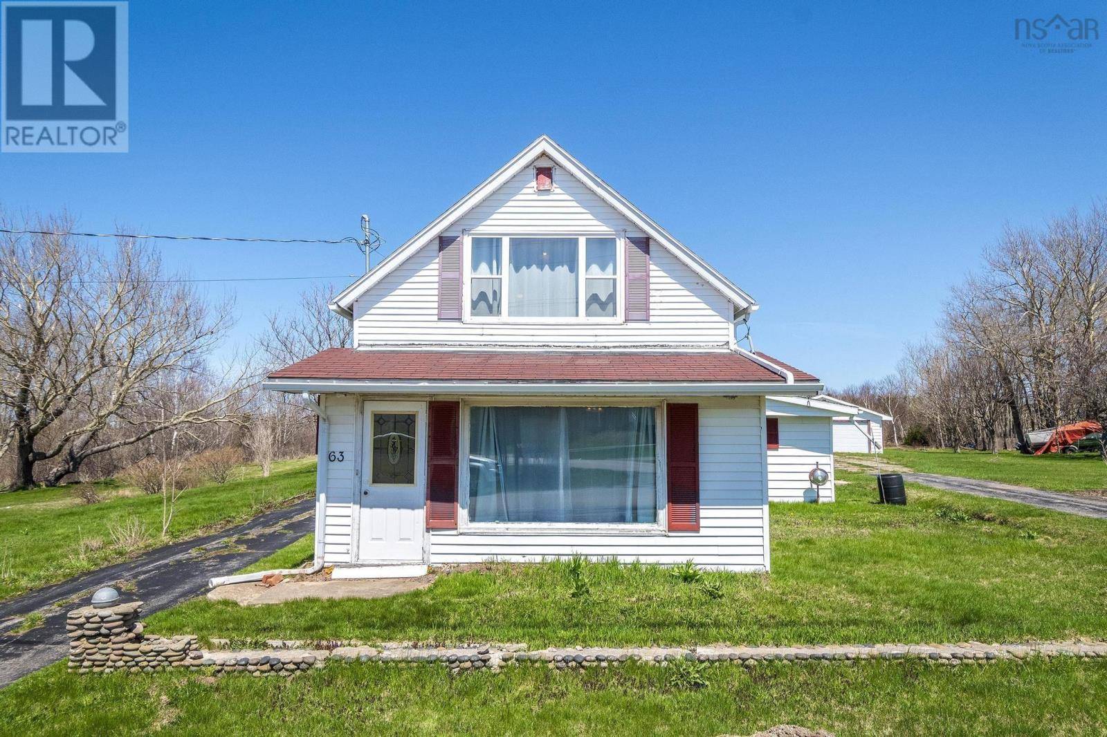 Inverness, NS B0E1N0,63 MacLean Street