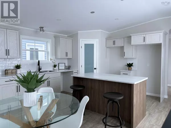 Lake Egmont, NS B0N1X0,Narrows RD #6