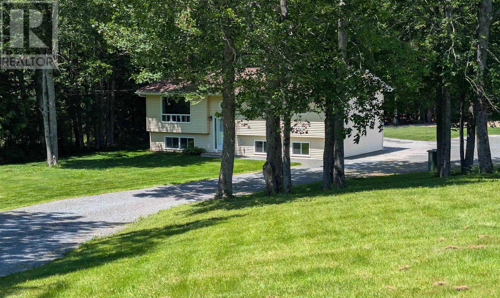 Beaver Bank, NS B4G1C4,129 Rosley Road