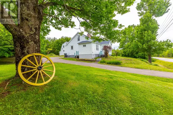 Nictaux South, NS B0S1P0,8201 Highway 10