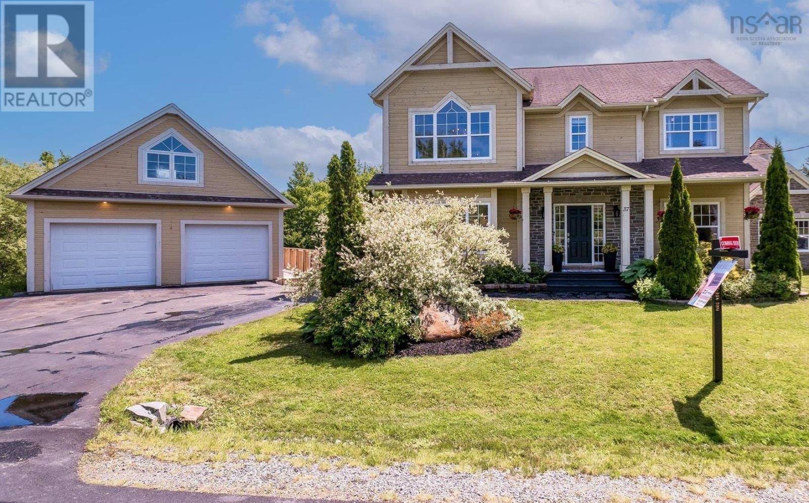 37 Equine Court, Hammonds Plains, NS B4B2B1